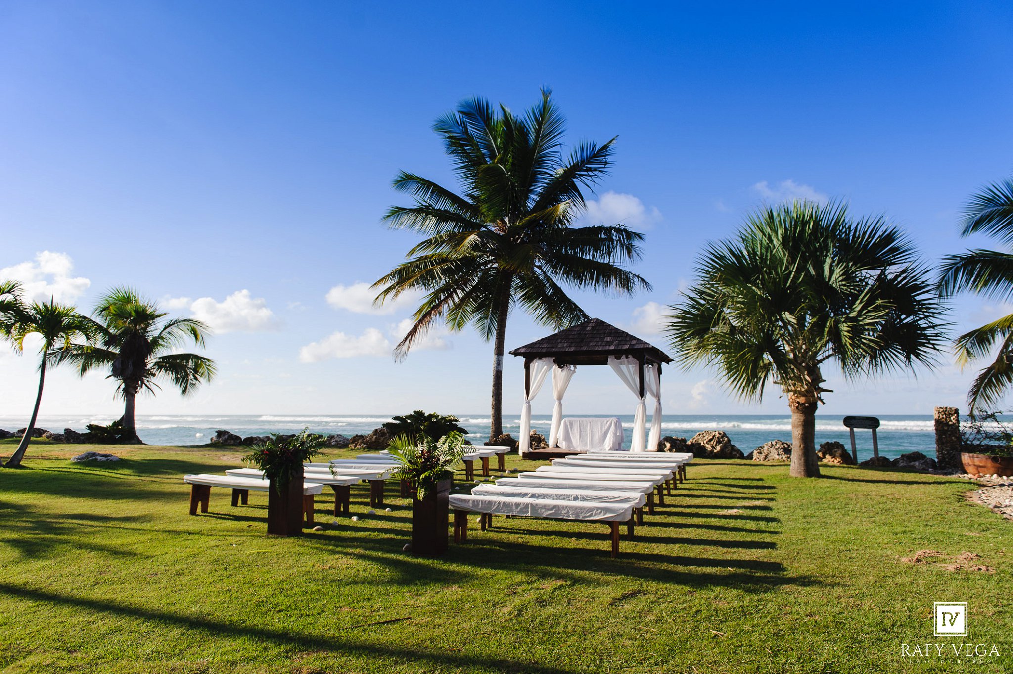 Villa Montaña Beach Resort Wedding - Puerto Rico - Evelina - Roberto