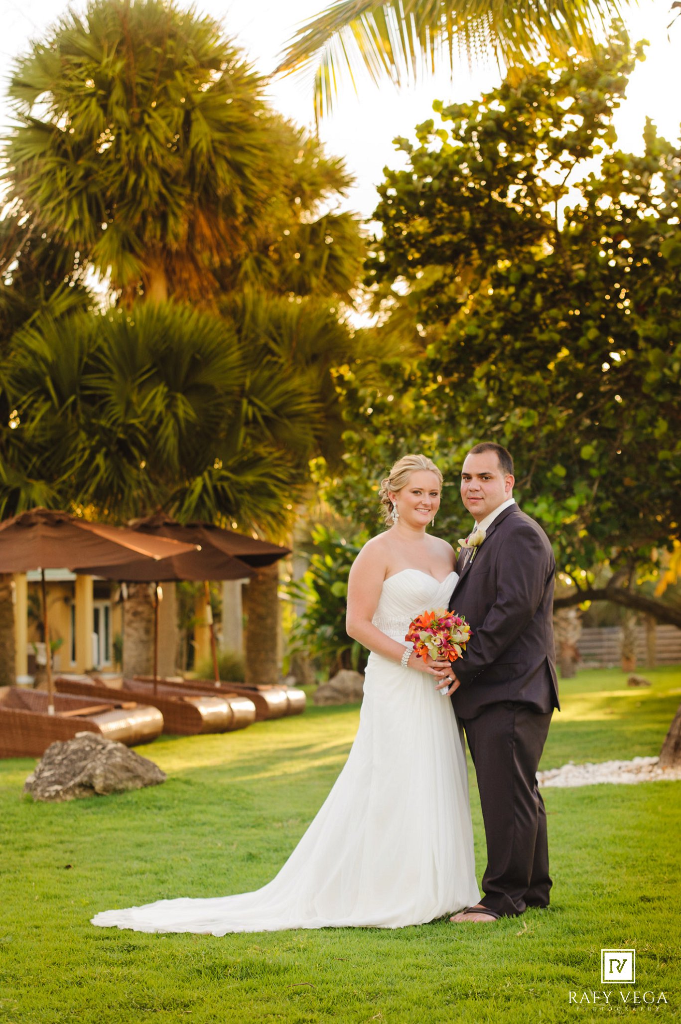 Villa Montaña Beach Resort Wedding - Puerto Rico - Evelina - Roberto