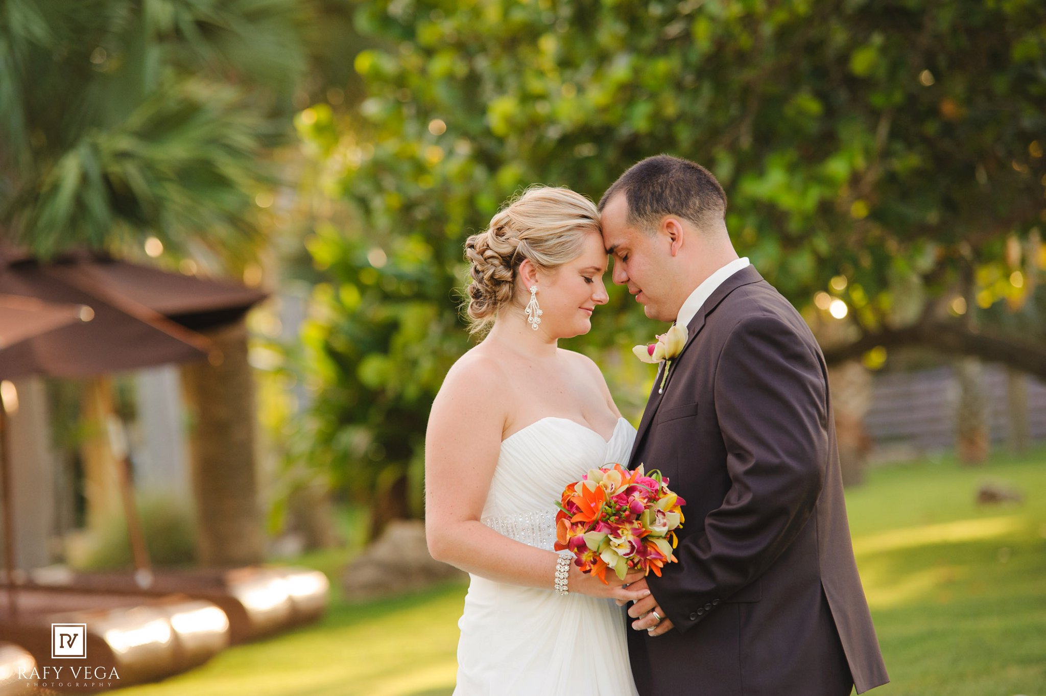 Villa Montaña Beach Resort Wedding - Puerto Rico - Evelina - Roberto