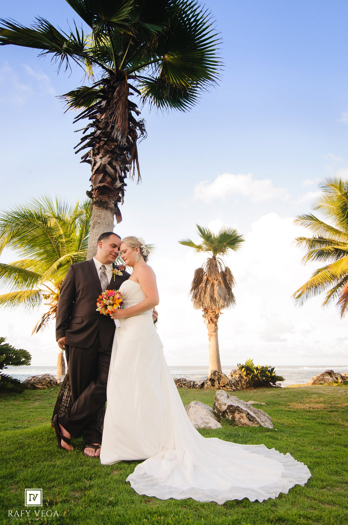 Villa Montaña Beach Resort Wedding - Puerto Rico - Evelina - Roberto