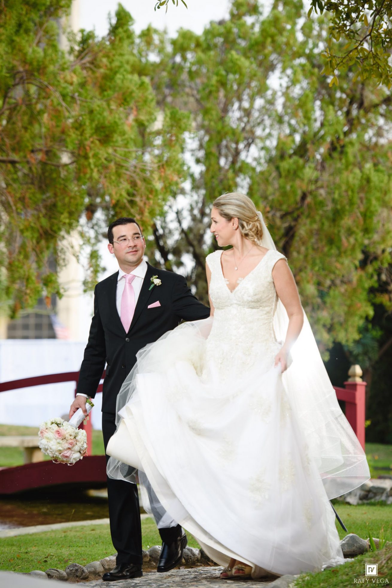 Boda en el Jardín Japonés en Ponce - Agatha & Ricardo